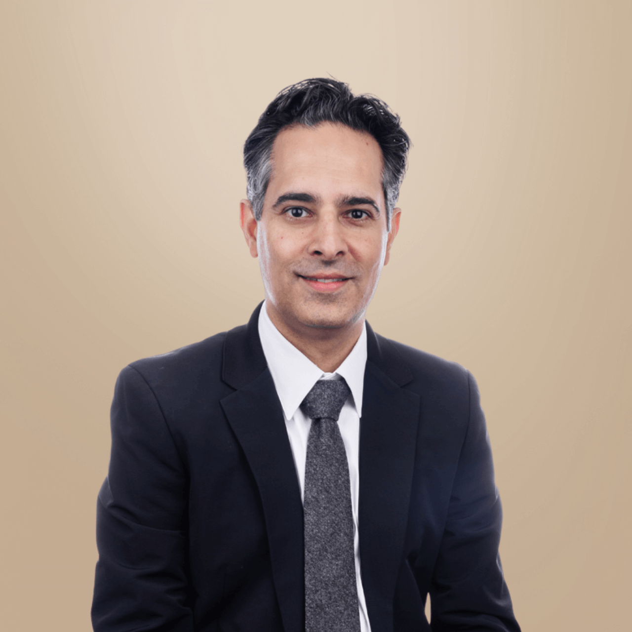 Dr Nima Ferdowsi